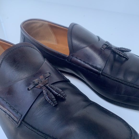 Black Leather Loafers/dress shoes by Gucci - Picture 9 of 16